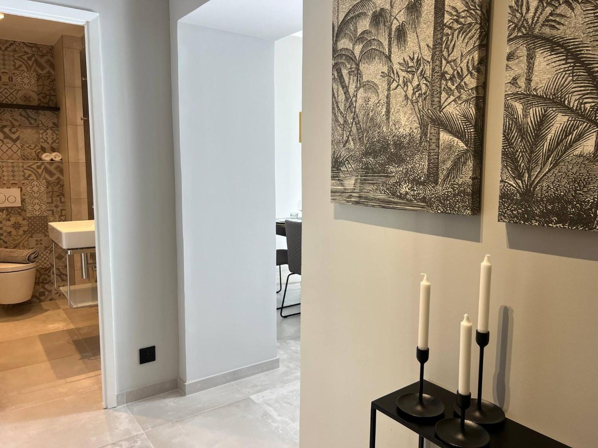 Center One Bedroom , & Sea View #15 Menton